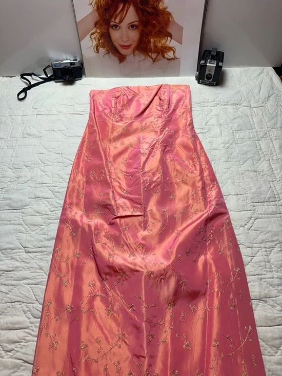 Jacquard Strapless Column Gown | Vintage Formal · Jessica McClintock Gunne Sax - Picture 4 of 15